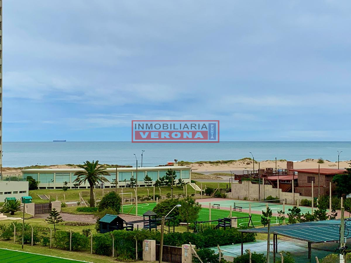 Torre Marina - 2 dorms y servicio. - IVP8405A