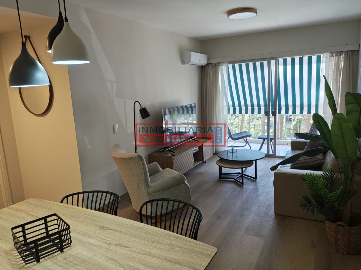 Apartamento 2 dorms - Playa Mansa - IVP9152A