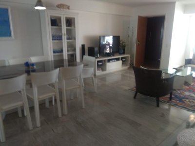 Excelente apartamento con vista al puerto