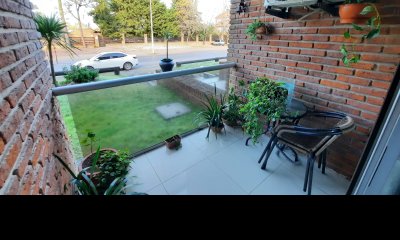 Impecable apto 2 dormitorios - Pinares