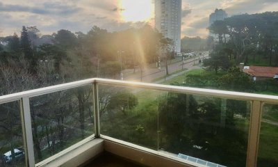 Apartamento de 2 dormitorios en Venta , Roosevelt , Punta del este