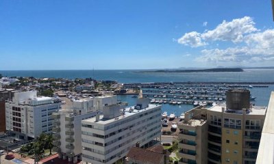 Apto 1 Dormitorio piso alto con garaje - Vista al Puerto
