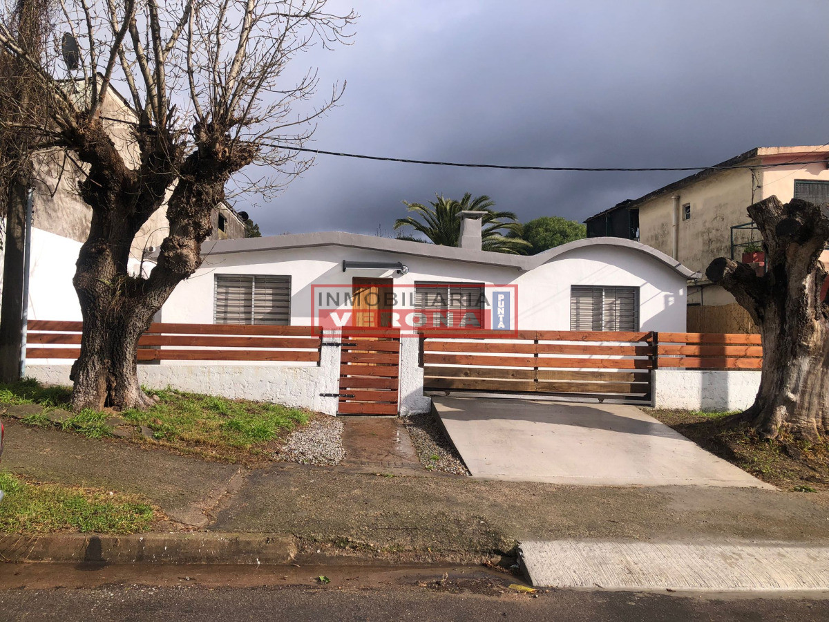 Apartamento en Maldonado - 4 Dorms - IVP9064C