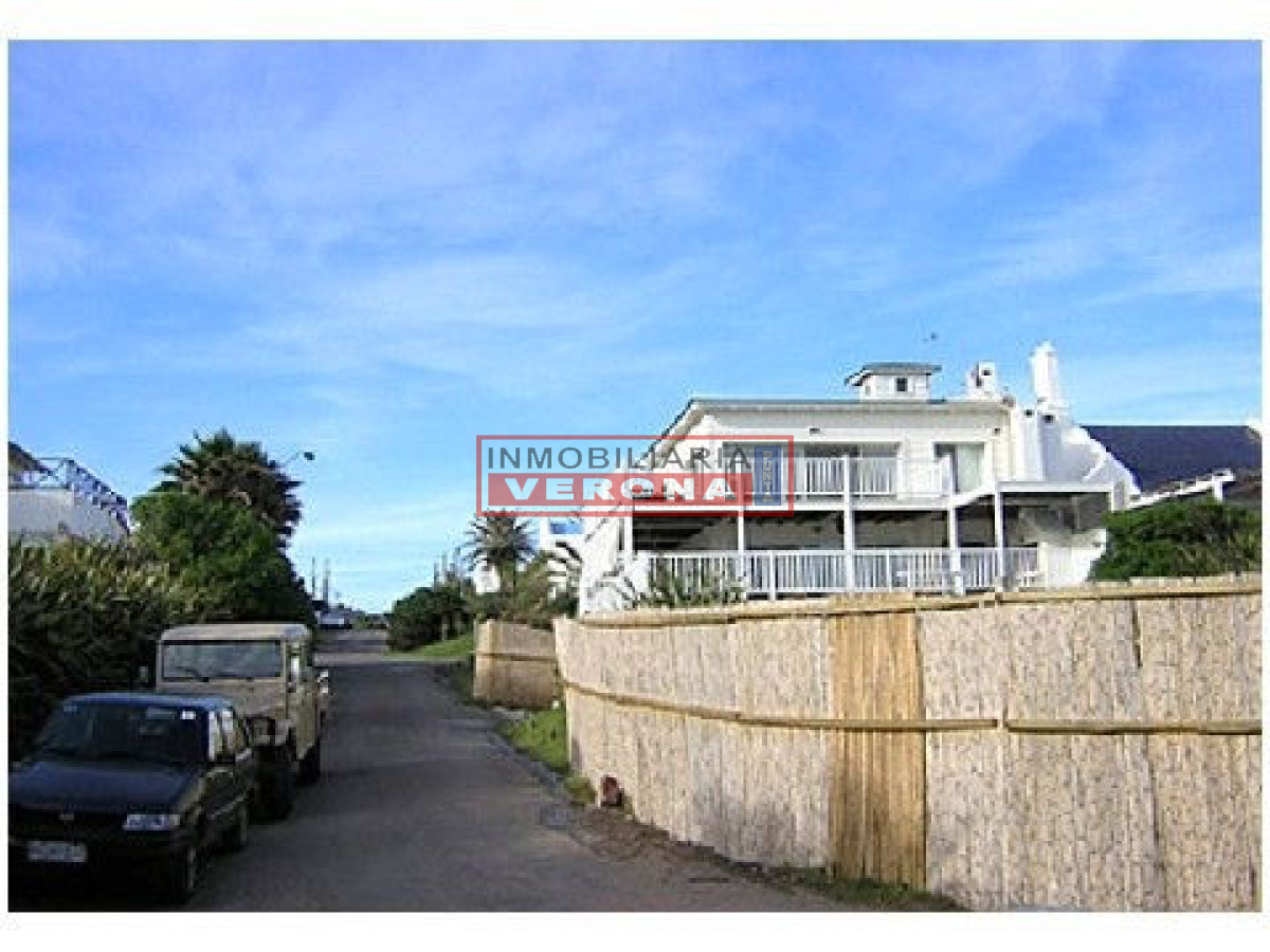 Casa en La Barra, 3 dormitorios * - Inmobiliaria Verona Punta