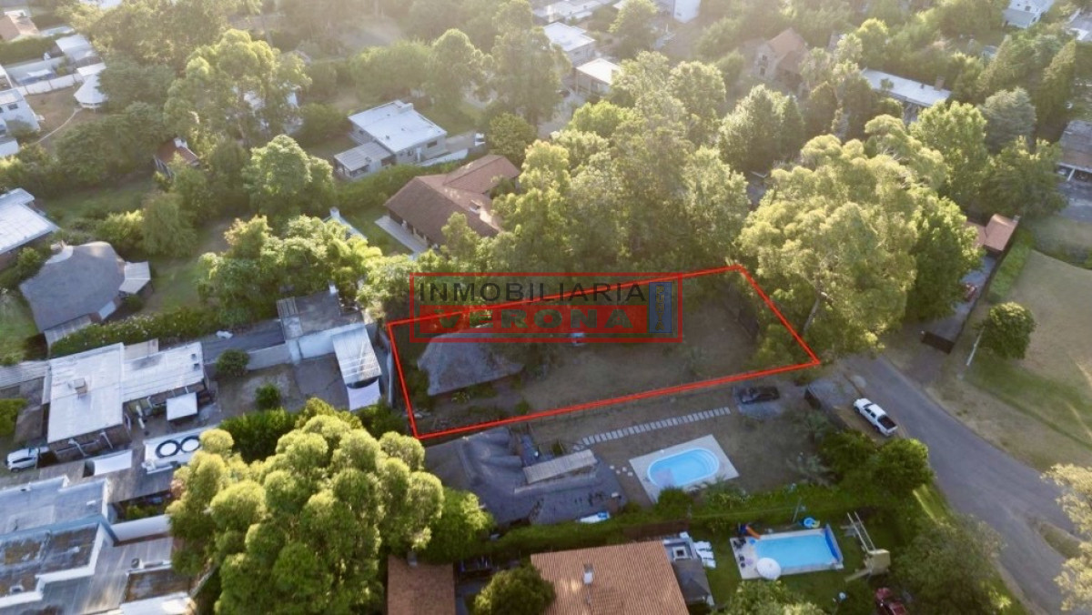 Terreno en venta – 811 m² en Pinares | Ubicación inmejorable a mts del MAR - Inmobiliaria Verona Punta