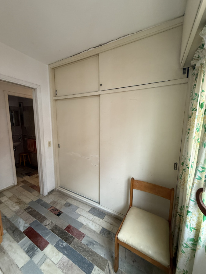Apartamento ID.85467 - Espectacular Apto en Venta 2 dorm, 2 baños, garage, frente al mar.
