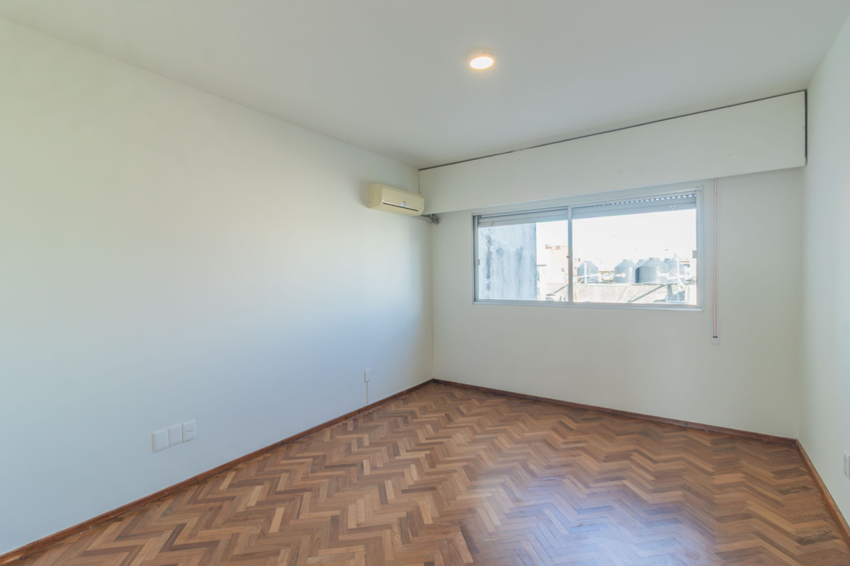 Apartamento ID.85485 - Apartamento Como Nuevo En Rambla Pocitos