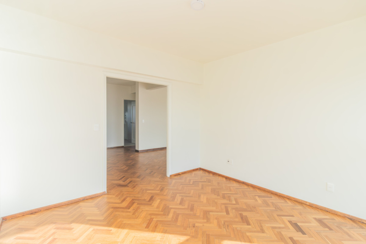 Apartamento ID.85485 - Apartamento Como Nuevo En Rambla Pocitos