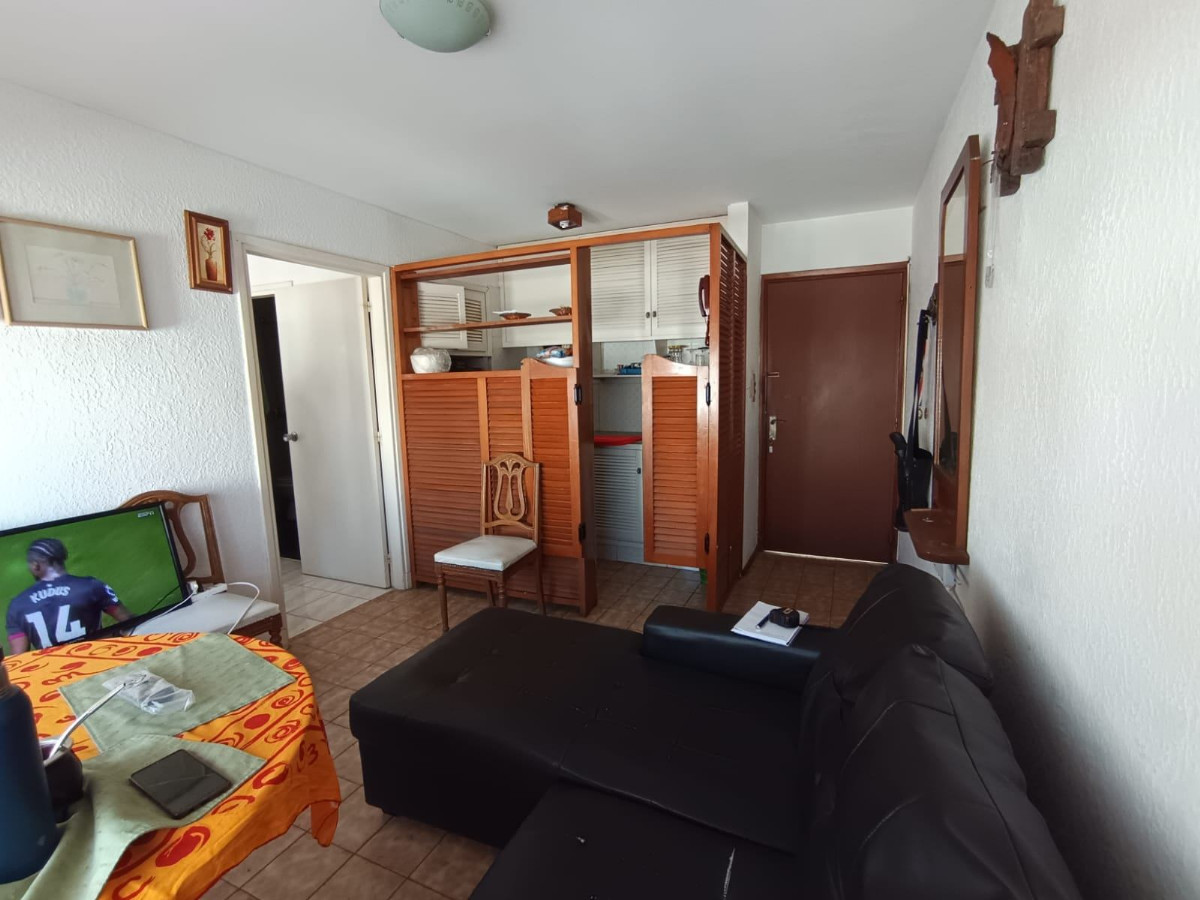 Apartamento ID.59112 - Apartamento en venta de 1 dormitorio c/ cochera en Península