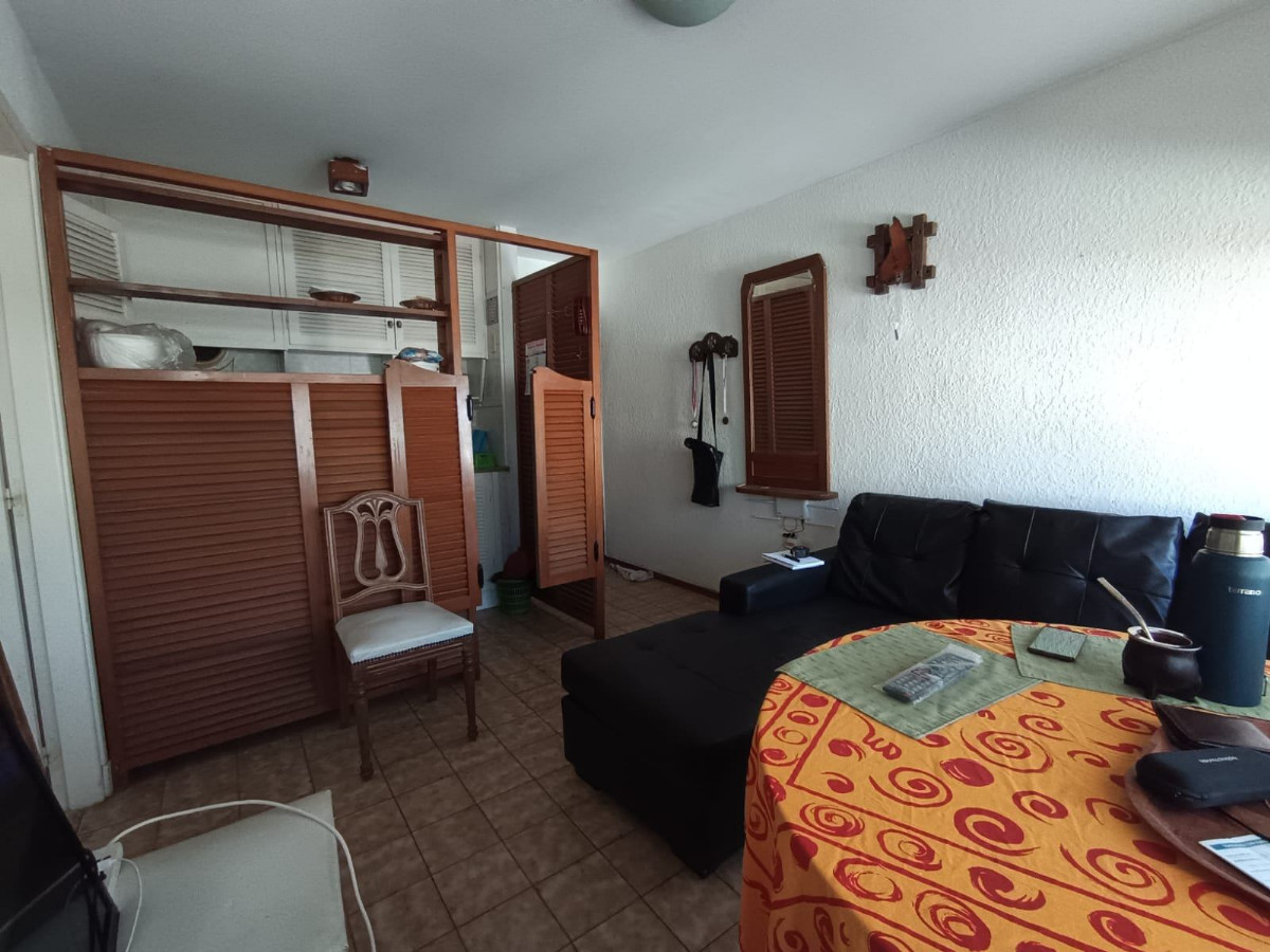 Apartamento ID.59112 - Apartamento en venta de 1 dormitorio c/ cochera en Península