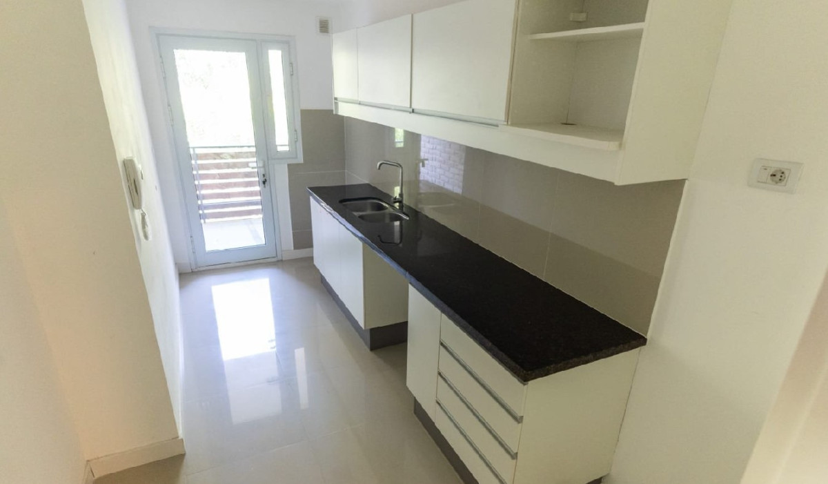 Apartamento ID.85489 - Apartamento en alquiler de 2 Dormitorios en Haras del Lago