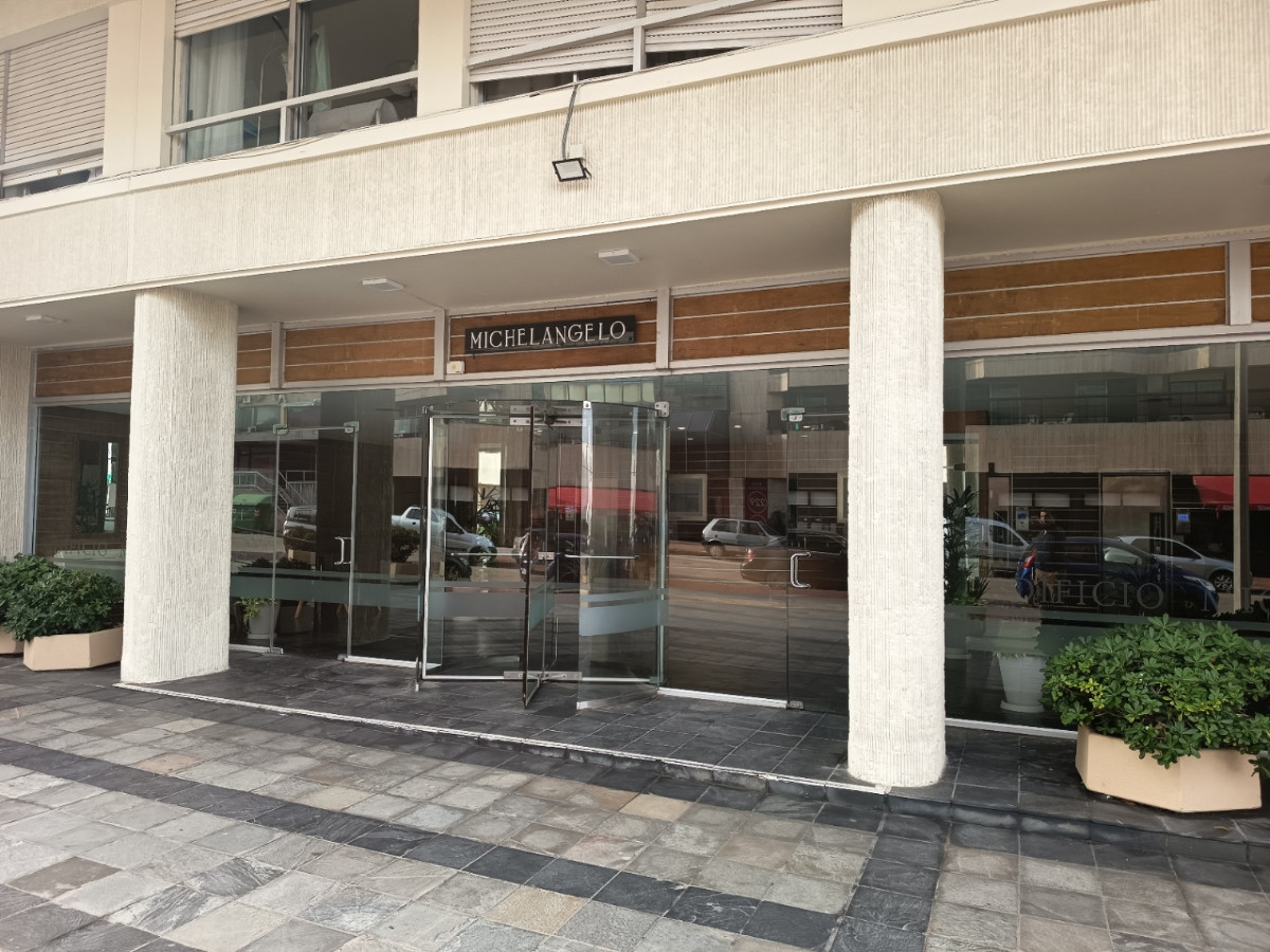 Apartamento ID.61602 - Apartamento en venta de 2 dormitorios c/ cochera en Península