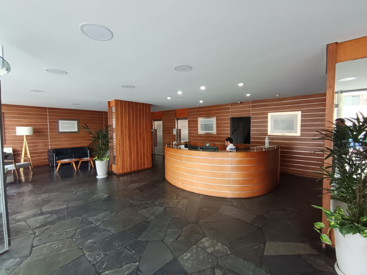 Apartamento ID.61602 - Apartamento en venta de 2 dormitorios c/ cochera en Península