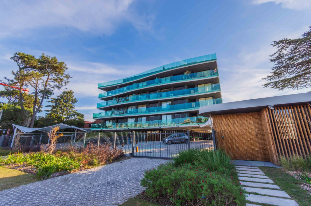 Apartamento ID.63006 - Apartamento en venta de 1 dormitorio c/ cochera en Barra de Carrasco