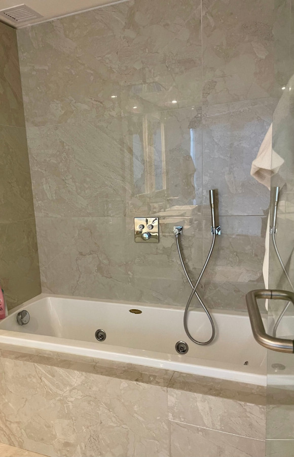 Apartamento ID.66911 - Trump Tower, Punta del Este, Playa Brava, Venta apartamento 2 Dormitorios.