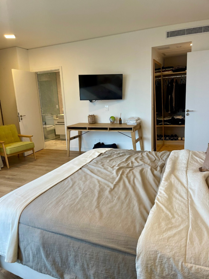 Apartamento ID.66911 - Trump Tower, Punta del Este, Playa Brava, Venta apartamento 2 Dormitorios.