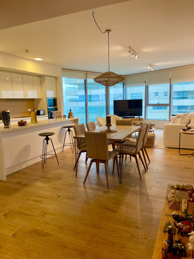 Apartamento ID.66911 - Trump Tower, Punta del Este, Playa Brava, Venta apartamento 2 Dormitorios.
