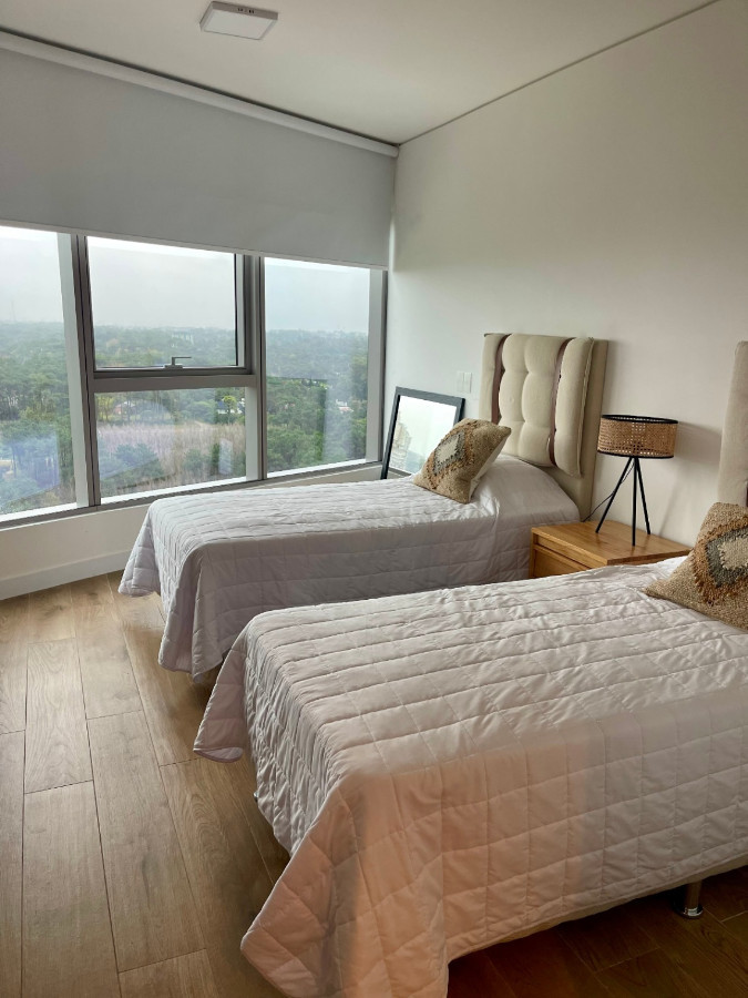 Apartamento ID.66911 - Trump Tower, Punta del Este, Playa Brava, Venta apartamento 2 Dormitorios.