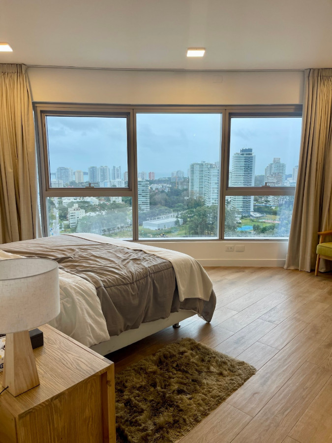 Apartamento ID.66911 - Trump Tower, Punta del Este, Playa Brava, Venta apartamento 2 Dormitorios.