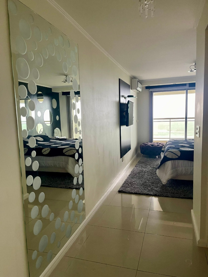 Apartamento ID.67636 - Apartamento en venta c/ cochera en Playa Brava