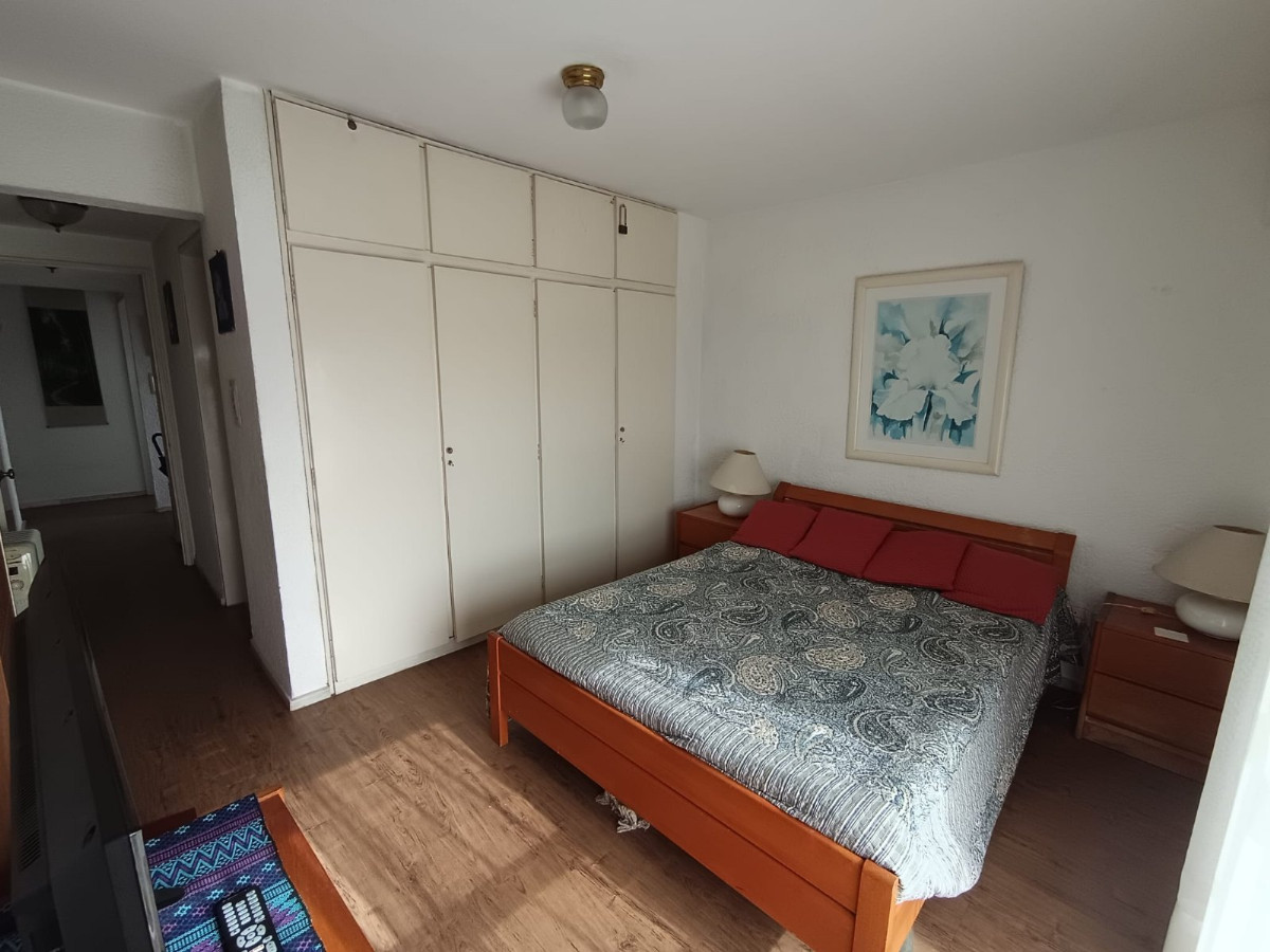 Apartamento ID.67881 - Apartamento venta en Torre Marfil, Roosvelt parada 14, 2 dorm, 2 baÃ±os, garage.