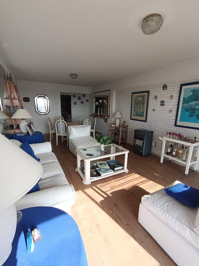 Apartamento ID.67881 - Apartamento venta en Torre Marfil, Roosvelt parada 14, 2 dorm, 2 baÃ±os, garage.