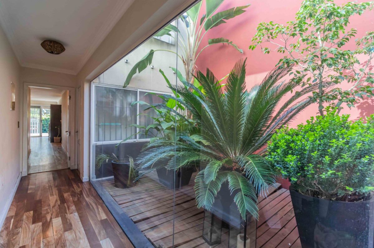 Apartamento ID.71283 - Apartamento en venta 3 dormitorios c/ cochera doble y jardín en Carrasco