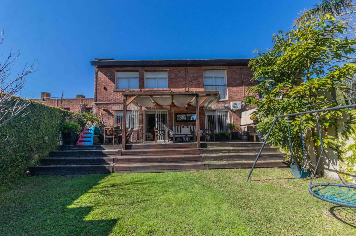 Apartamento ID.71283 - Apartamento en venta 3 dormitorios c/ cochera doble y jardín en Carrasco