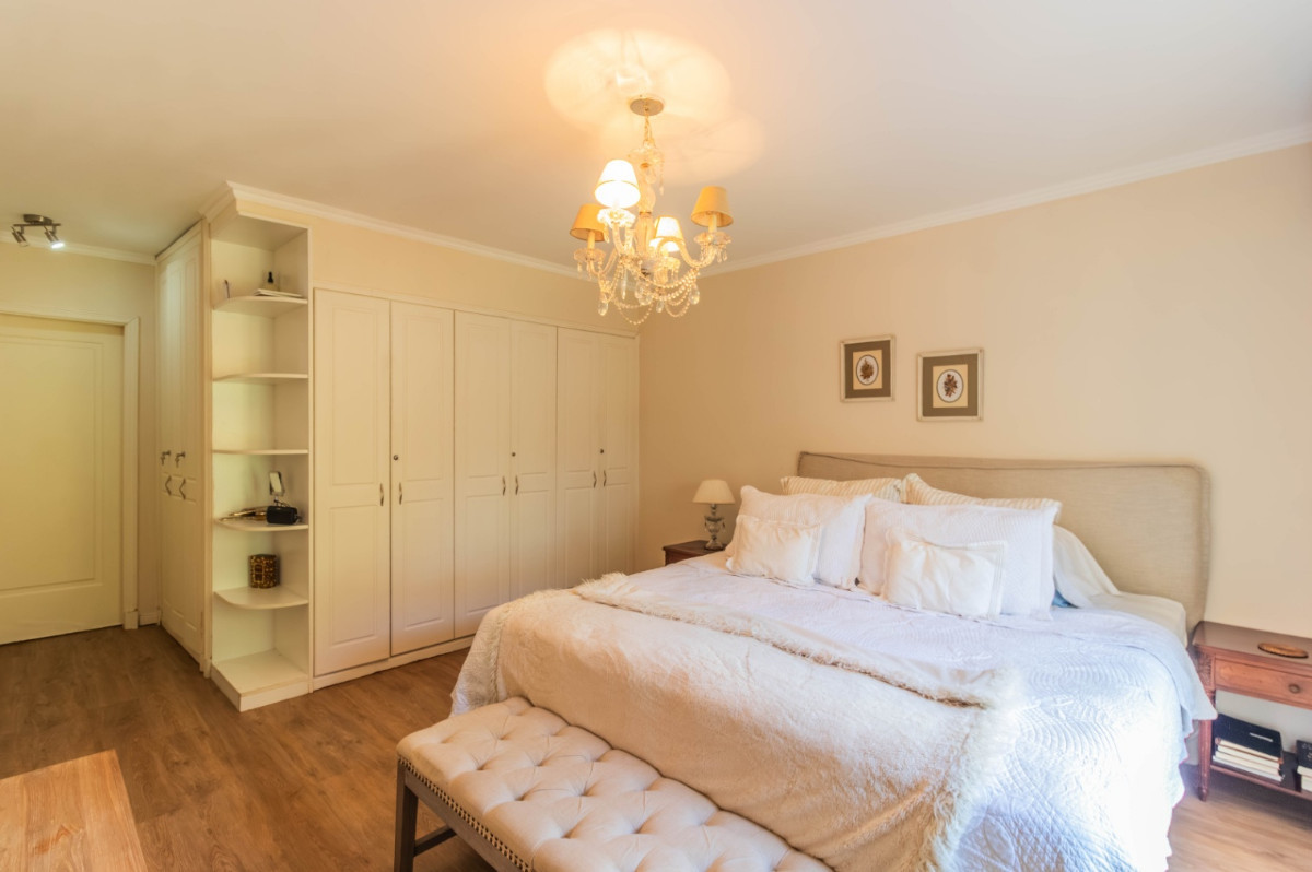 Apartamento ID.71283 - Apartamento en venta 3 dormitorios c/ cochera doble y jardín en Carrasco