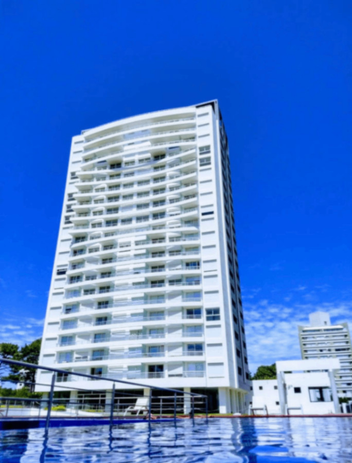 Apartamento ID.78792 - Apto en venta, 1 dormitorio, c/cochera. Edificio Greenlife, Punta del Este.