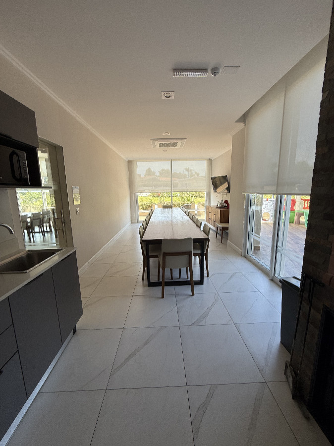 Apartamento ID.79924 - Apartamento venta 2 Dormitorios, 2 Baños, Edificio Cruceros 3, Punta del Este.