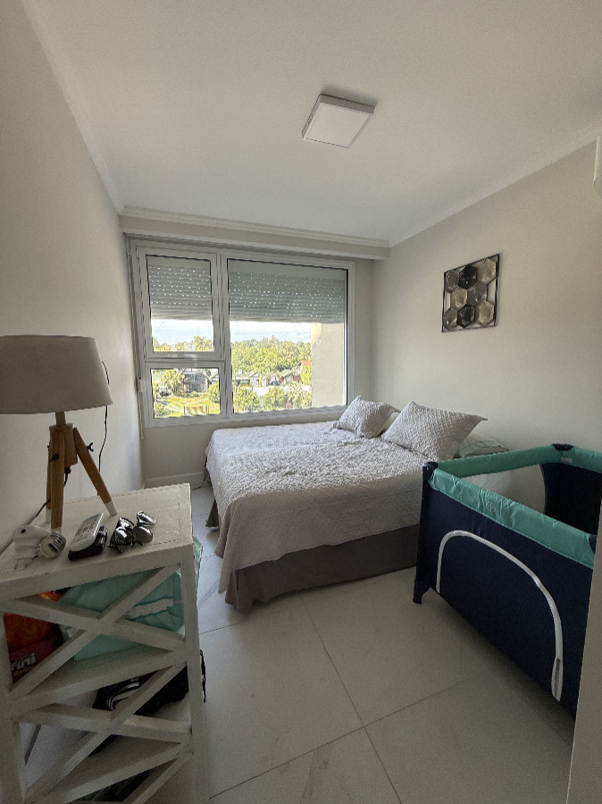 Apartamento ID.79924 - Apartamento venta 2 Dormitorios, 2 Baños, Edificio Cruceros 3, Punta del Este.