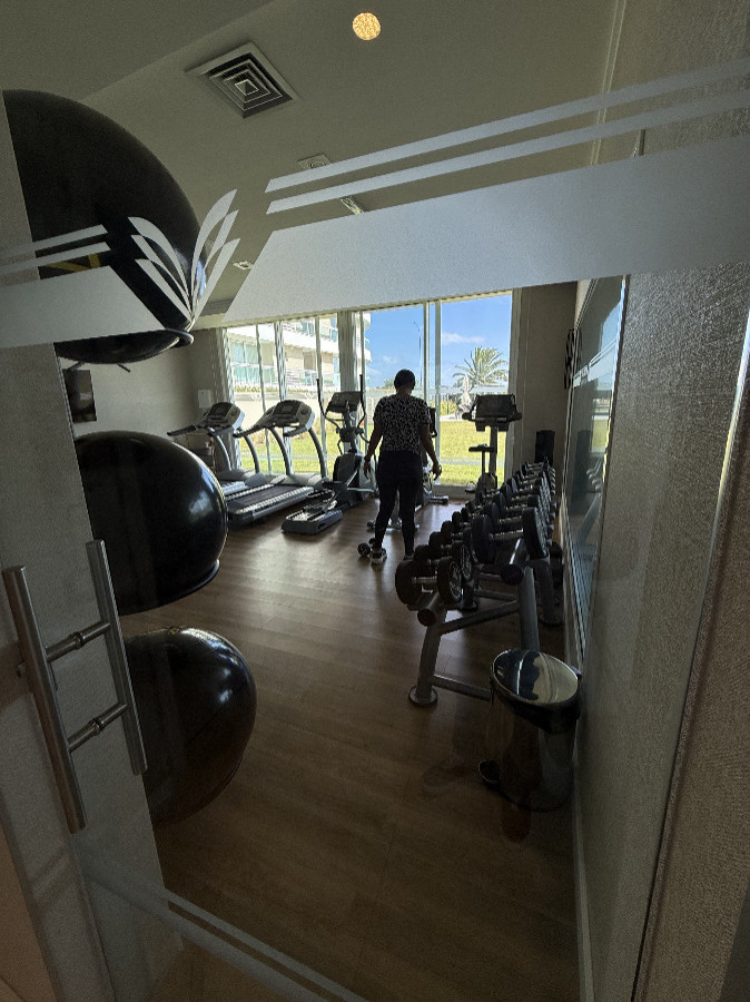 Apartamento ID.79924 - Apartamento venta 2 Dormitorios, 2 Baños, Edificio Cruceros 3, Punta del Este.