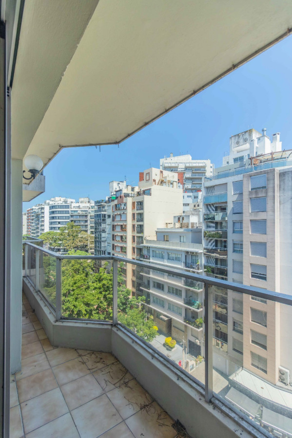 Apartamento ID.80279 - Apartamento en venta c/ cochera en Pocitos