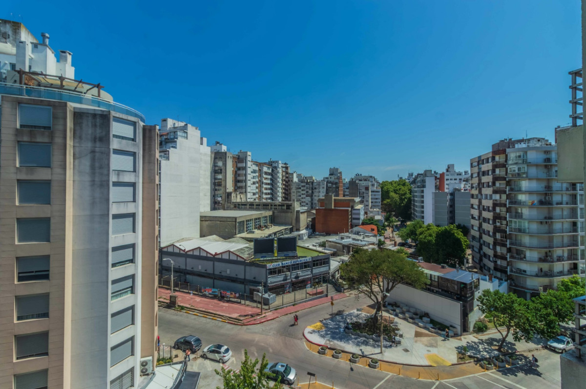 Apartamento ID.80279 - Apartamento en venta c/ cochera en Pocitos