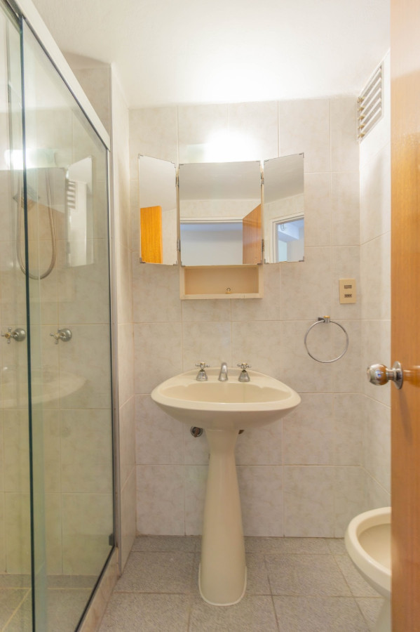 Apartamento ID.80279 - Apartamento en venta c/ cochera en Pocitos