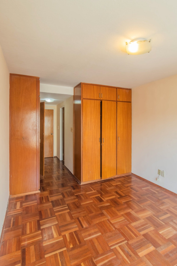 Apartamento ID.80279 - Apartamento en venta c/ cochera en Pocitos