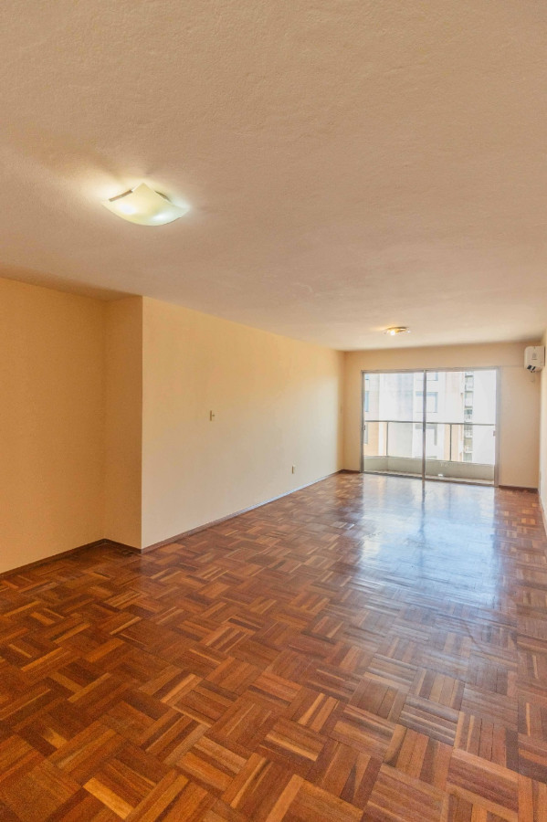 Apartamento ID.80280 - Apartamento en alquiler c/ cochera en Pocitos