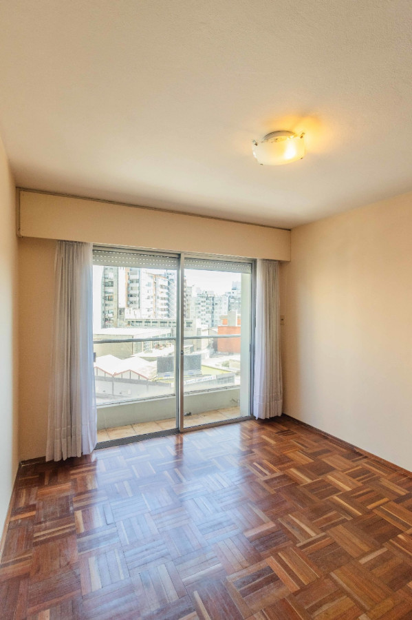 Apartamento ID.80280 - Apartamento en alquiler c/ cochera en Pocitos