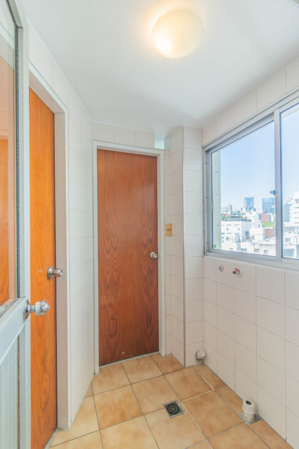 Apartamento ID.80280 - Apartamento en alquiler c/ cochera en Pocitos