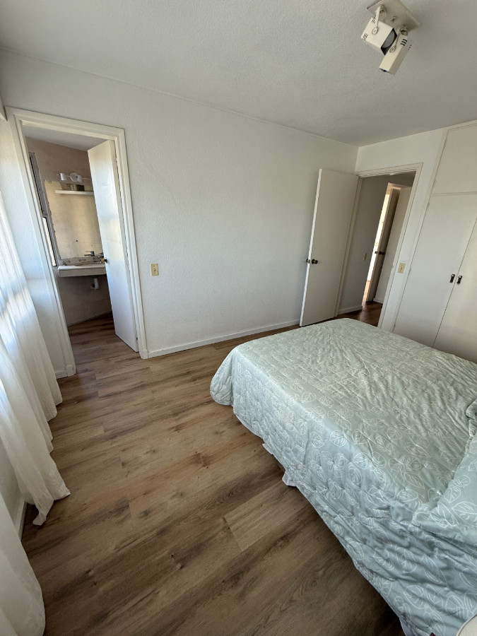 Apartamento ID.84260 - Apartamento en alquiler invernal, 2 Dorm, 2 Baños, Garage en Puntal del Este.