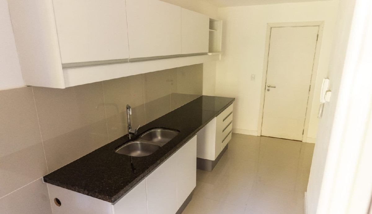 Apartamento ID.45297 - Apartamento en alquiler de 2 dormitorios y cochera en Haras del lago (traspaso)