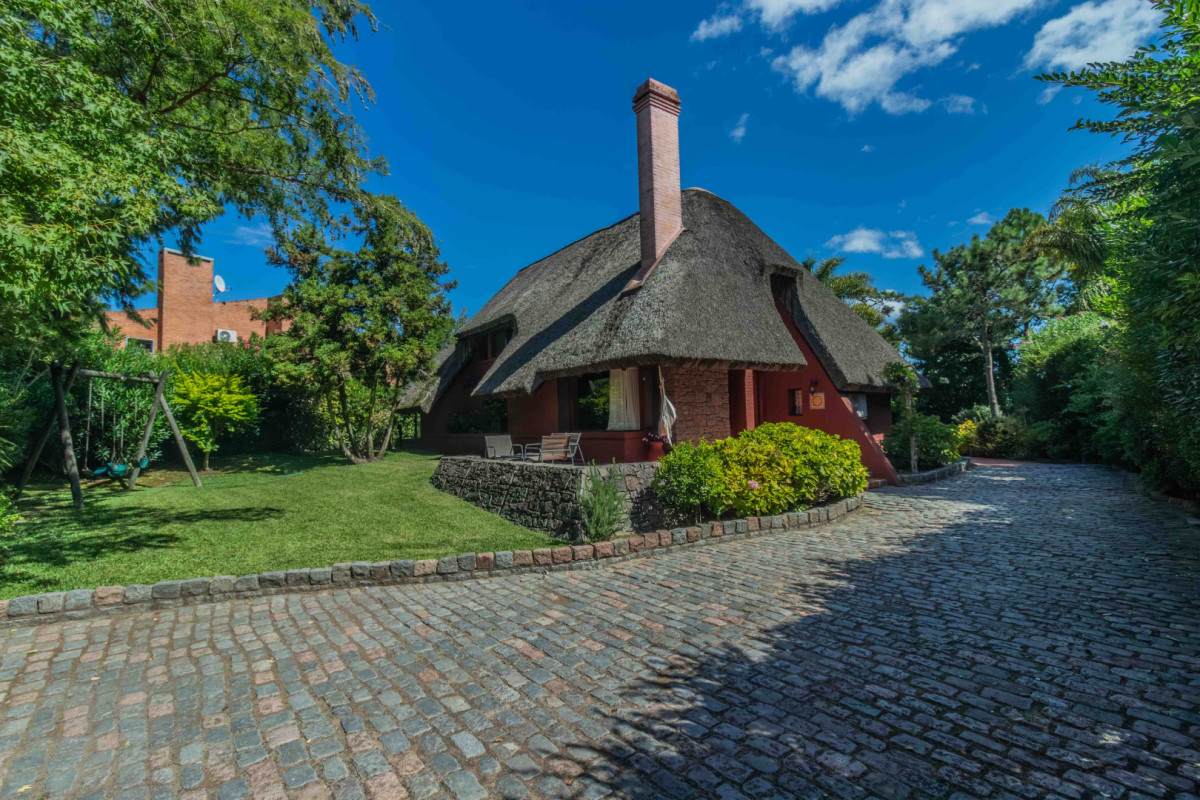 Casa ID.85423 - Casa en alquiler Pinares de Punta del este 