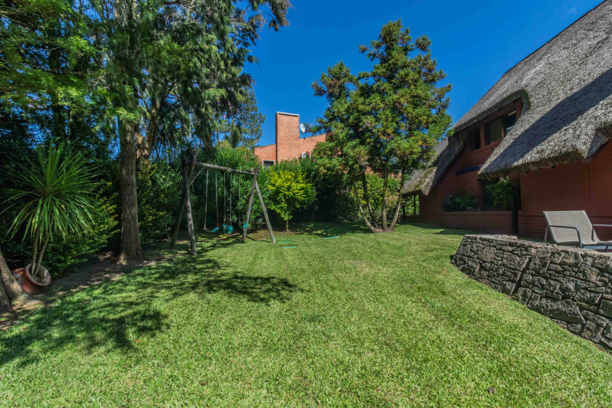 Casa ID.85423 - Casa en alquiler Pinares de Punta del este 