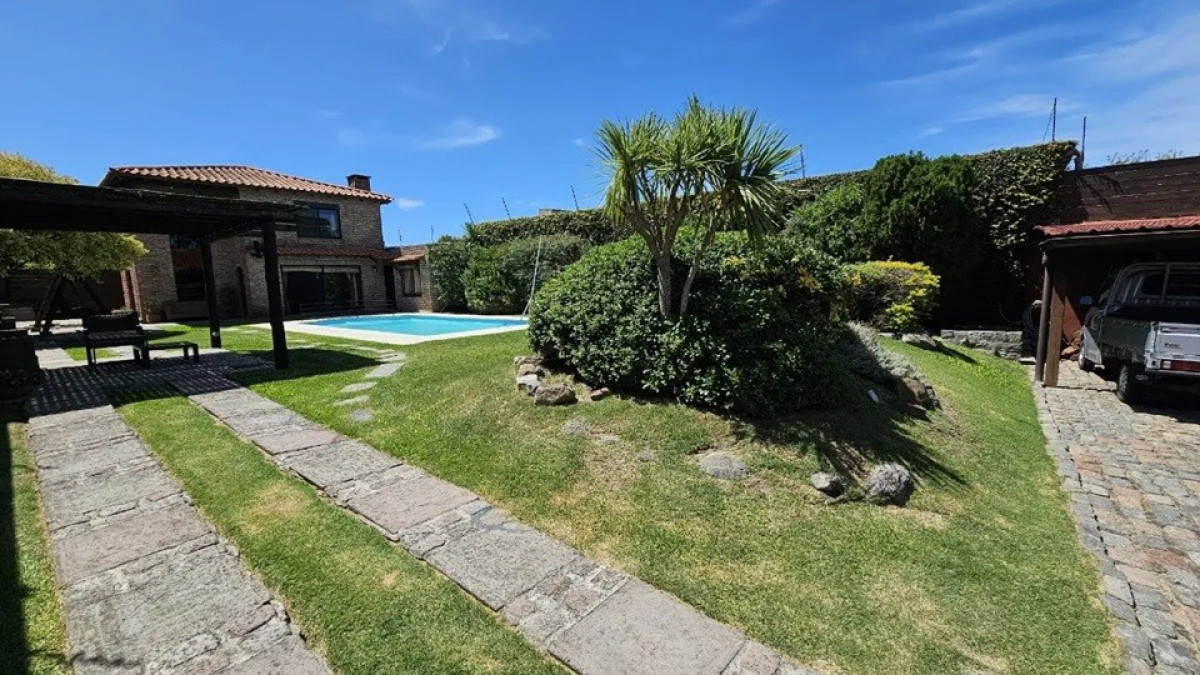 Casa ID.66076 - Casa en Montevideo, Malvi­n