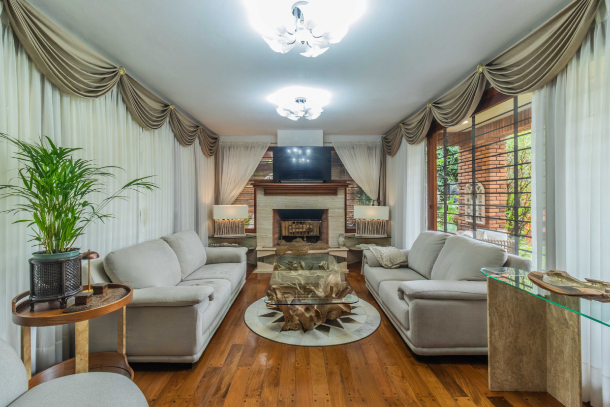 Casa ID.85525 - Casa Padron Unico 3 Dormitorios + Servicio con piscina en Carrasco