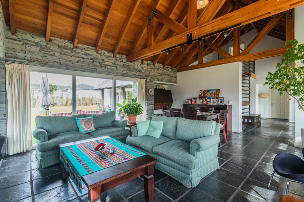 Casa ID.85556 - Casa en venta en Colinas de Carrasco