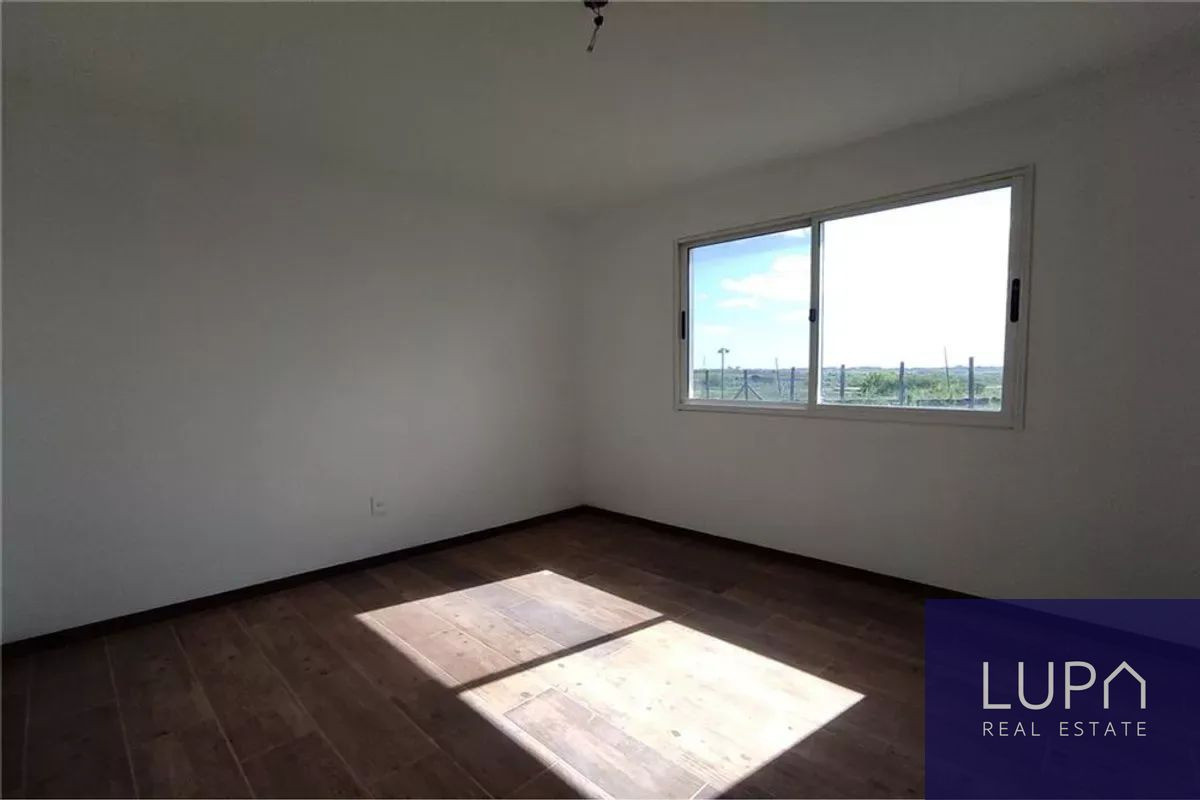 Casa ID.85420 - Casa en alquiler de 4 dormitorios c/ cochera en Barrio Colinas De Carrasco