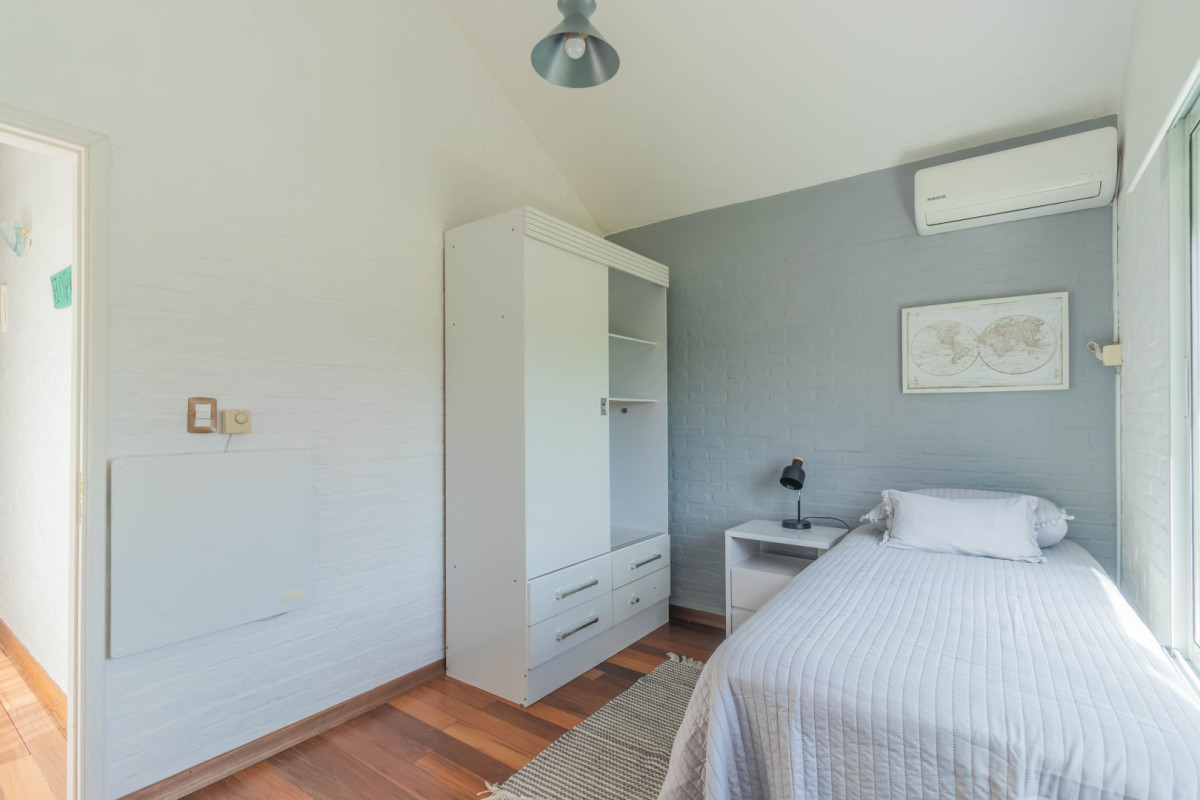 Casa ID.85530 - Casa amoblada en alquiler en Lomas de La Tahona | 4 dormitorios + escritorio, piscina y barbacoa