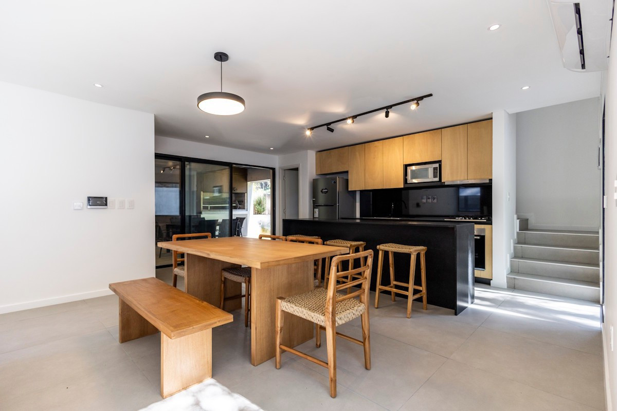 Casa ID.44116 - Casa en Alquiler y Venta en Punta Ballena